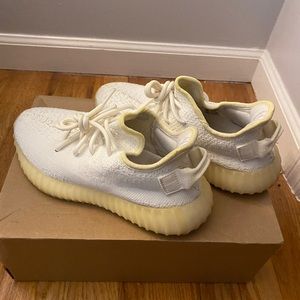 Yeezy 350 V2 Cream White